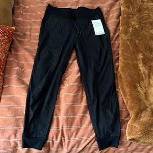 New w/ Tags Lululemon Dance Studio MR Jogger